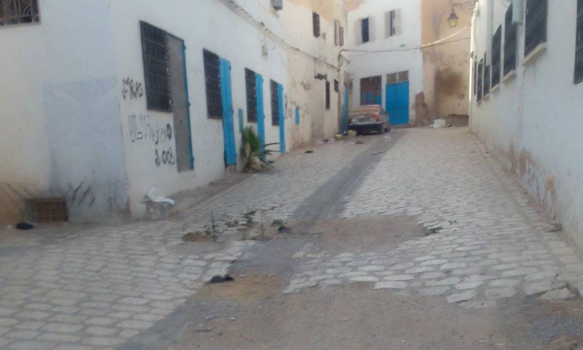 صفاقس : باب  القصبة ومحيطه  يتطلب  تدخلا  سريعا  من  البلدية