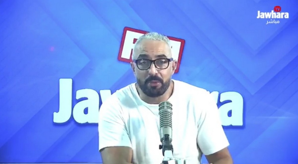 بعد 11 سنة من النجاح : توقف برنامج “بوليتيكا” على الجوهرة أف أم