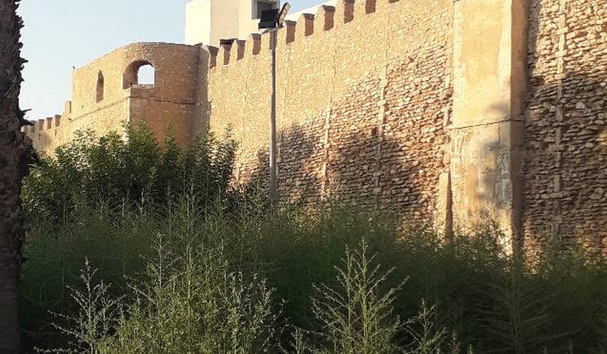 صفاقس : هل  هي  عملية  اخفاء  متعمّد  لحالة احتضار السور