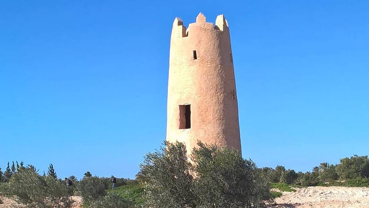 لنحمي تراث قرقنة من التغيرات المناخية بمشاركة باحثين وخبراء من تونس والخارج
