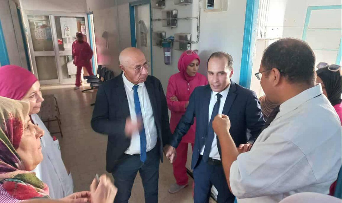 المدير  الجهوي  للصحّة بصفاقس يؤدّي زيارة ميدانية إلى المستشفى المحلي بالصخيرة