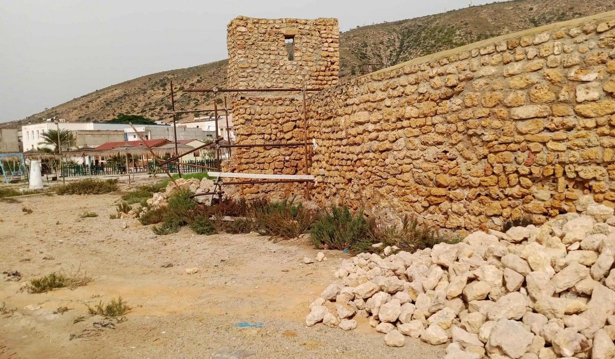 وزارة الشؤون  الثقافية تنطلق في اشغال ترميم السور الأثري للميناء بغار الملح من ولاية بنزرت