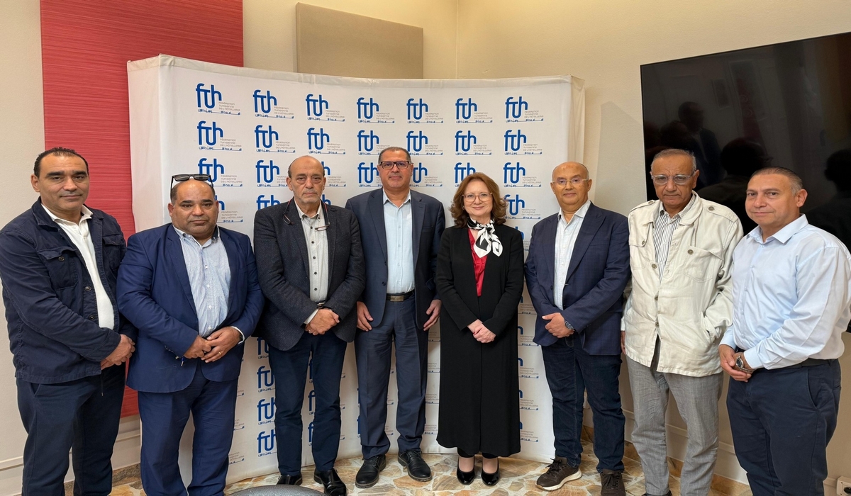 جلسة عمل بمقر الجامعة التونسية للنزل