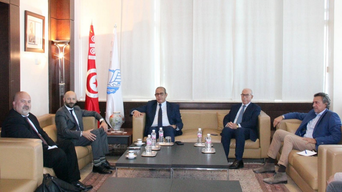 سمير ماجول يستقبل  وفداً عن اتحاد المصارف العربية الفرنسية