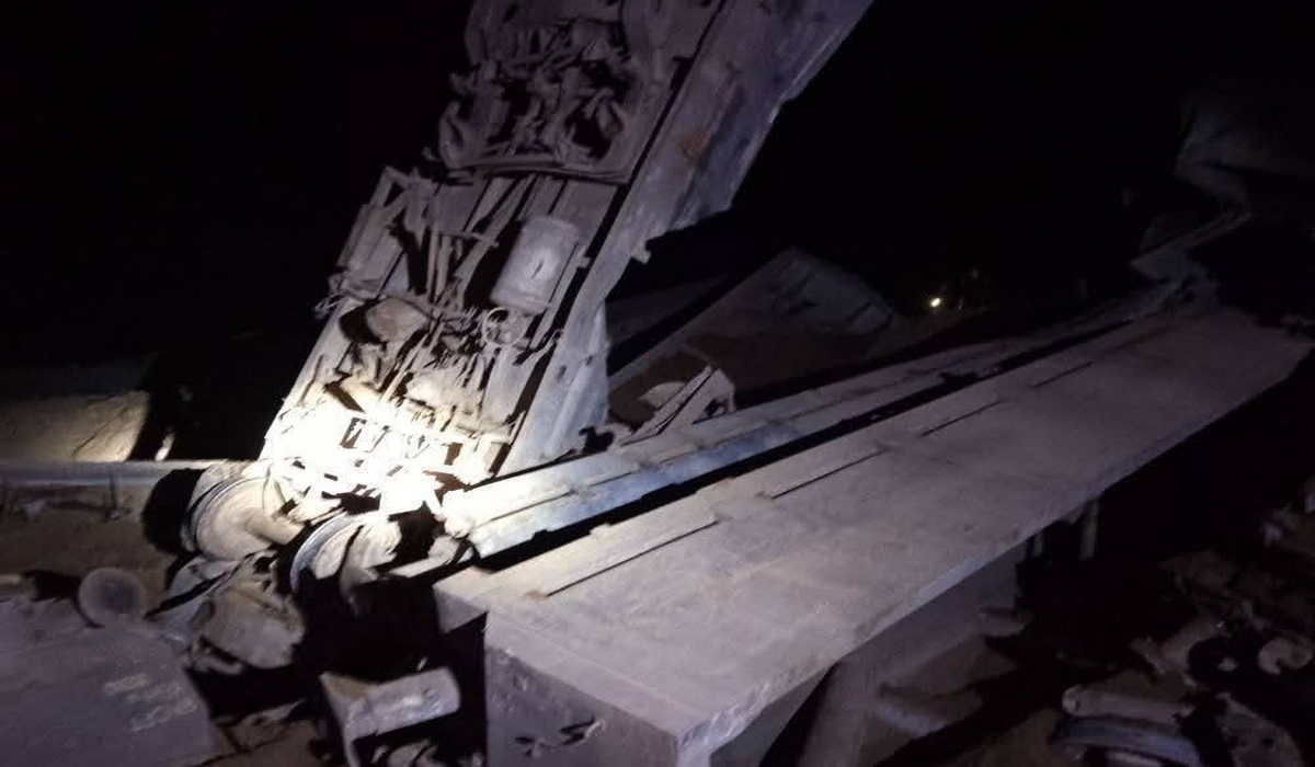 وفاة أحد المصابين في حادث انقلاب قطار نقل الفسفاط بجبل الثالجة بالمتلوي وحالة مرافقه مستقرة