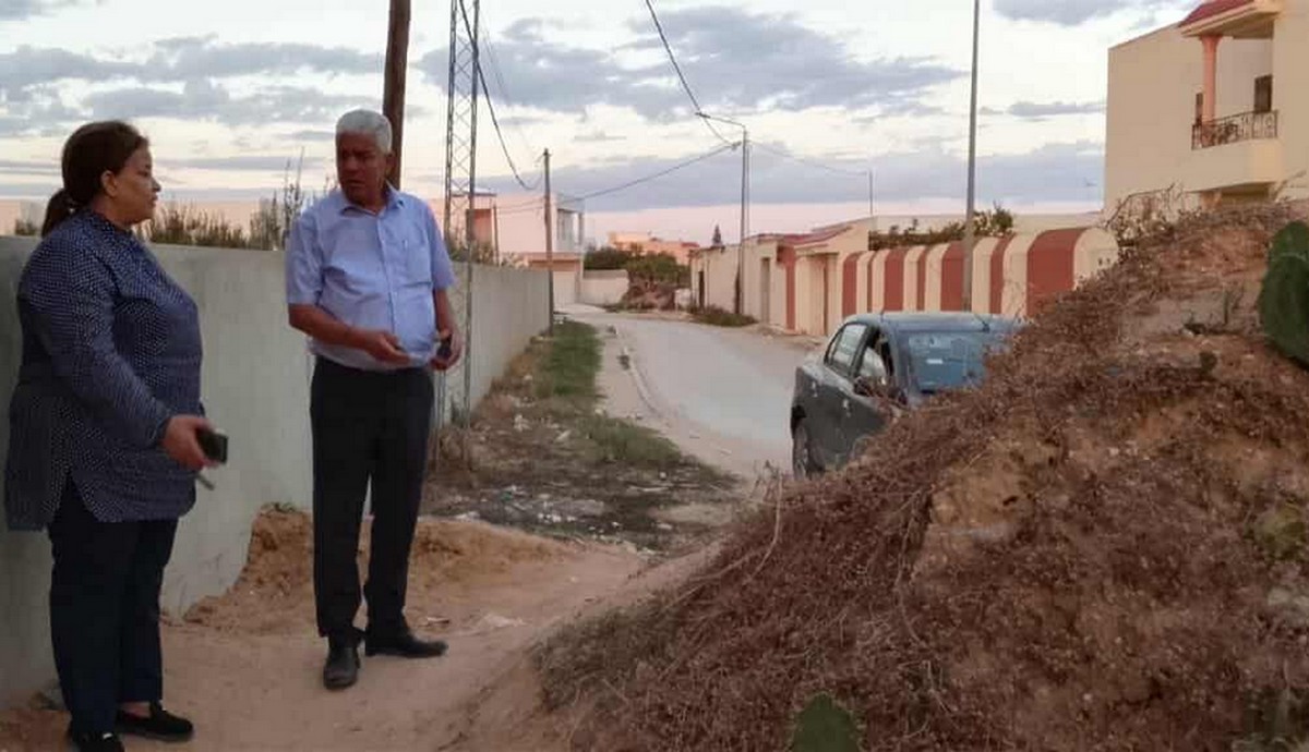 معتمدة ساقية الزيت تقوم بزيارة ميدانية لشارع الإستقلال