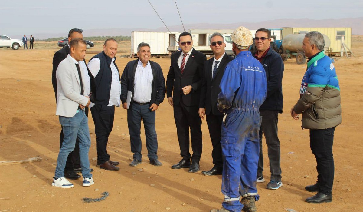 والي توزر يتفقّد عديد المناطق التابعة لمعتمدية تمغزة