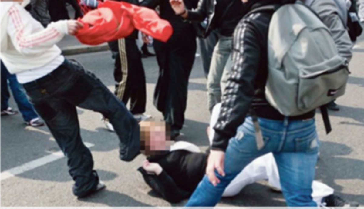 صفاقس : تنامي  ظاهرة العنف والكلام الفاحش في مدارسنا الاعداديّة