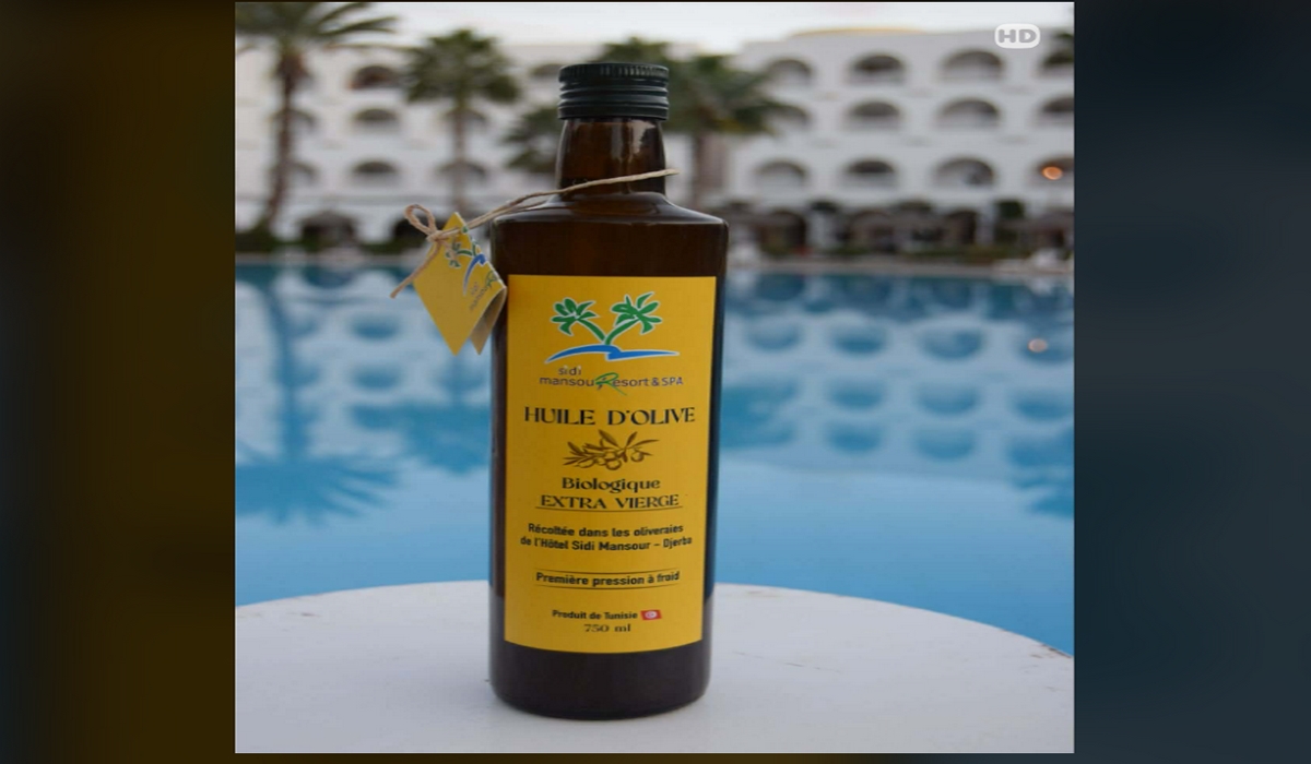 زيت الزيتون التونسي… من حدائق أحد نزل جربة إلى موائد العالم