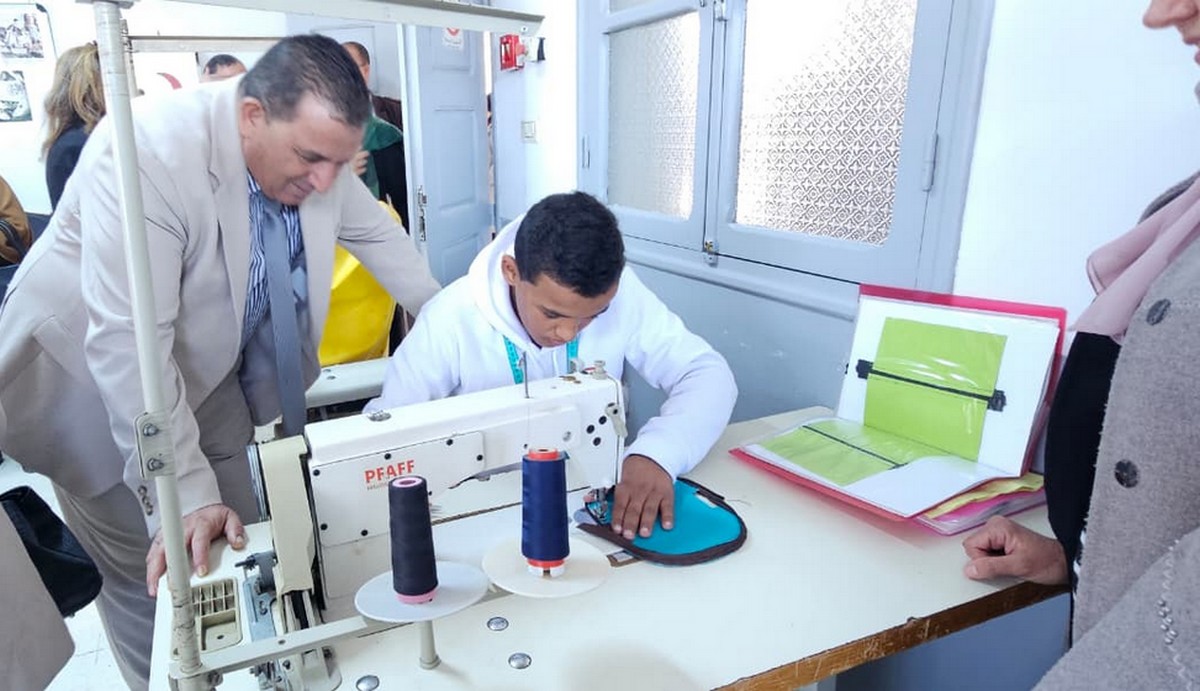 والي المنستير يؤدي زيارة ميدانية إلى مركز التكوين المهني لذوي الإعاقة الصمّ بقصرهلال.