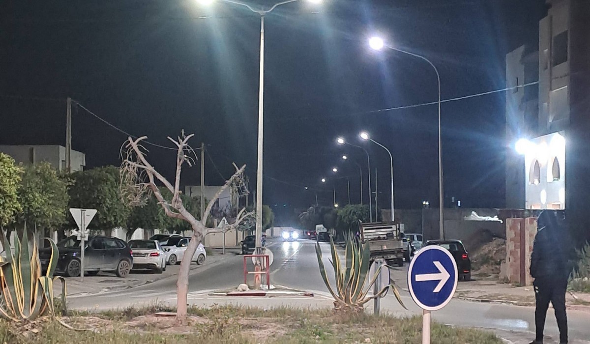 صفاقس بلدية قرمدة  تغيّر فوانيس طريق  بوزيان باخرى مقتصدة LED