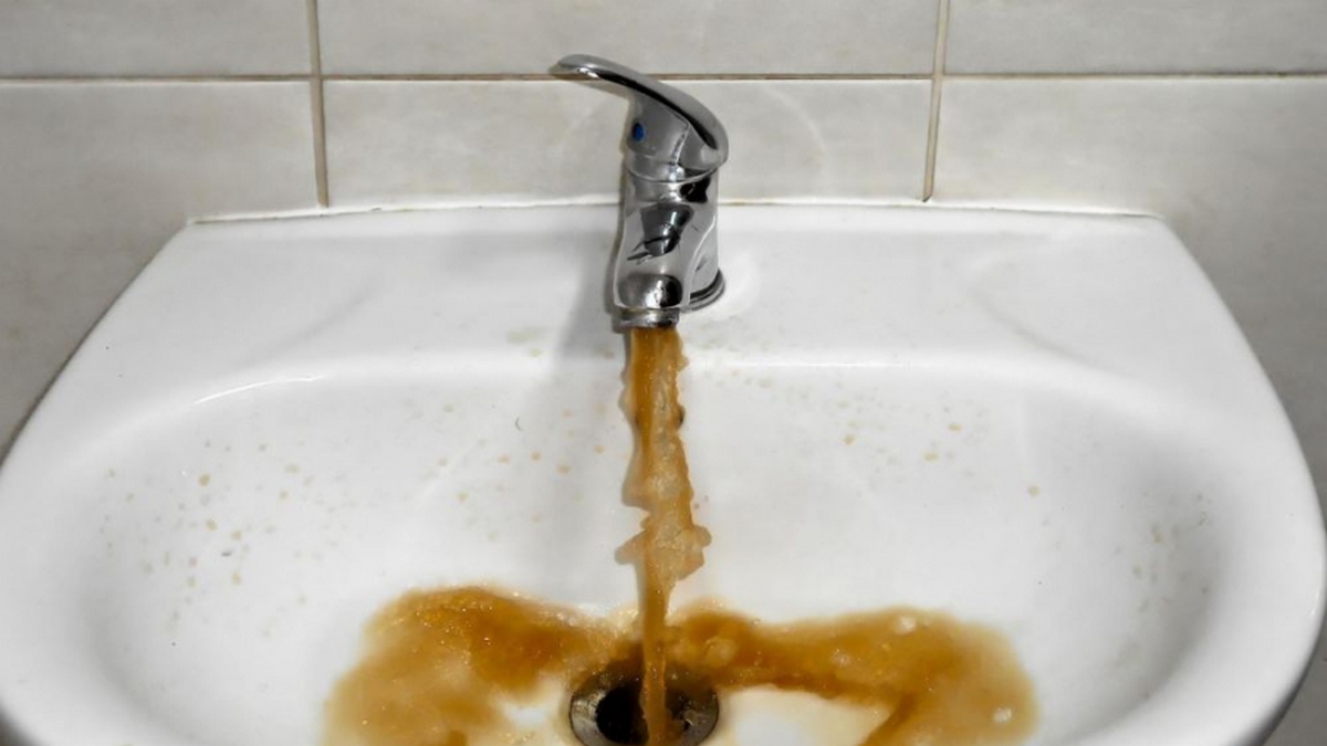 صفاقس : المعادلة تغيرت في عقارب الماء أصبح له لون ورائحة.