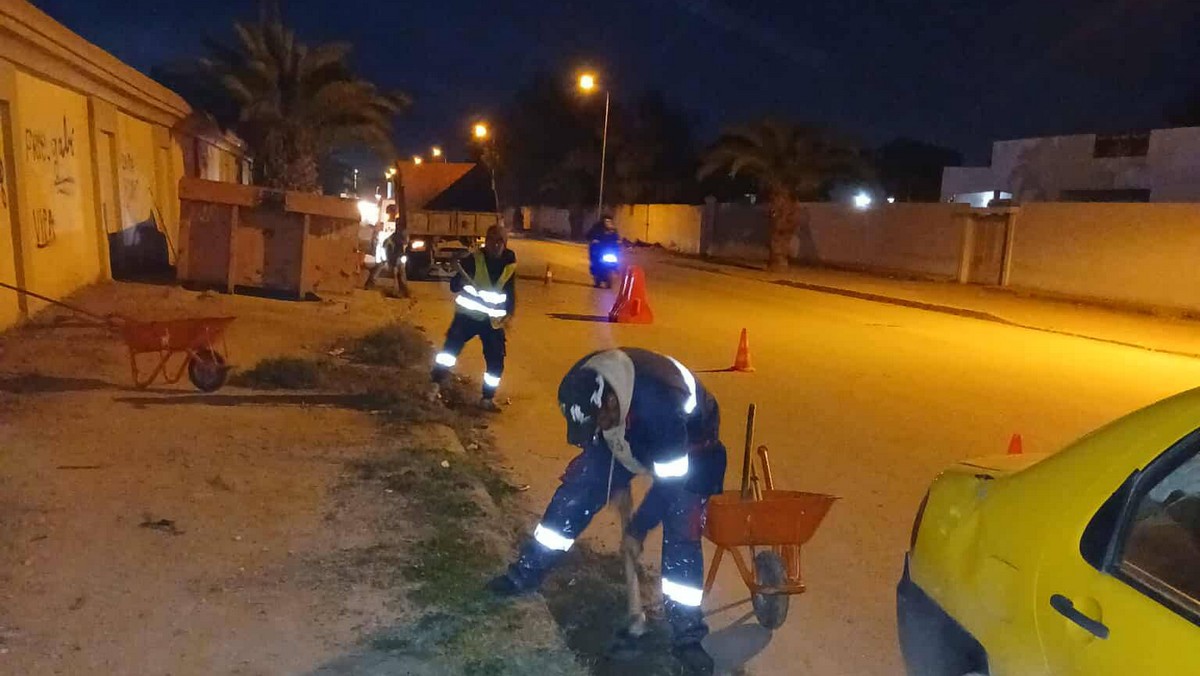 بلدية صفاقس  تواصل مجهوداتها  في تنفيذ برنامجها الشامل  للنظافة