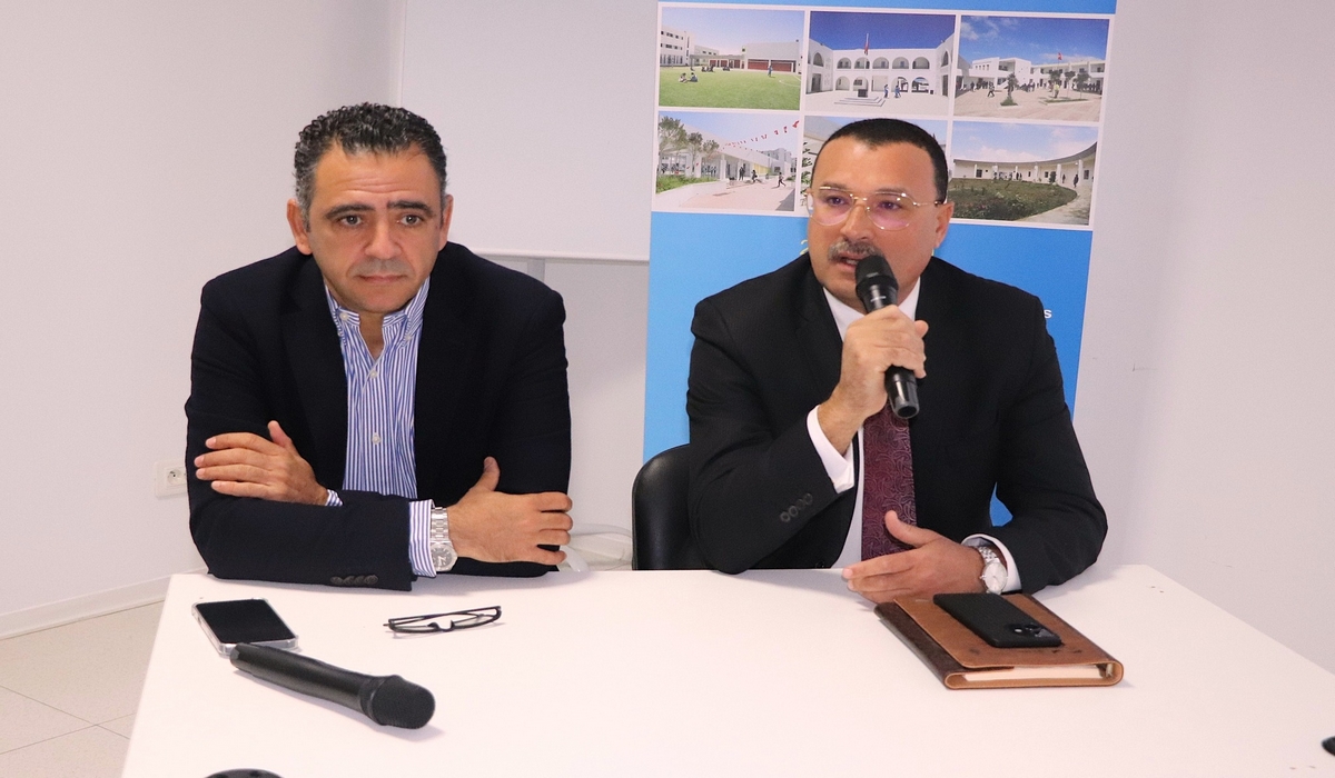 دورة تكوينية في وحدة انجاز برنامج تعصير المؤسسات التربوية بوزارة التربية