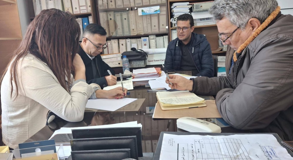 مدنين :مستثمر صيني يبحث اجراءات بعث مشروع لاستخراج مادة البروم من سبخة ببنقردان