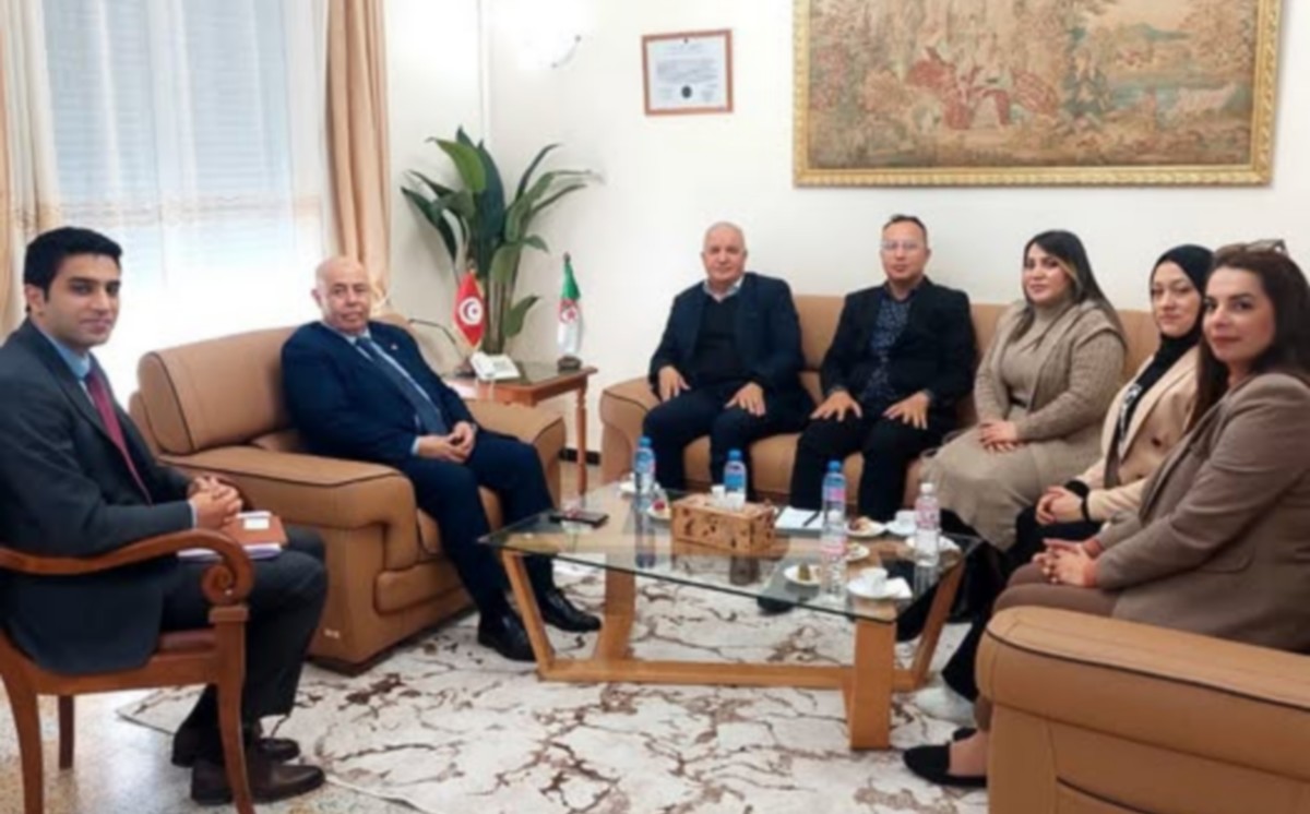 جلسة عمل تحضيرا لاحياء ذكرى احداث ساقية سيدي  يوسف