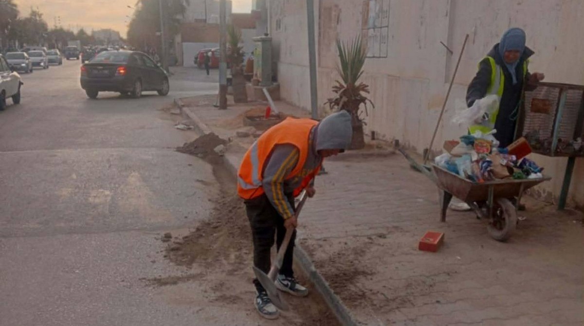 صفاقس : متابعة تدخلات النظافة بعدّة مناطق بلدية