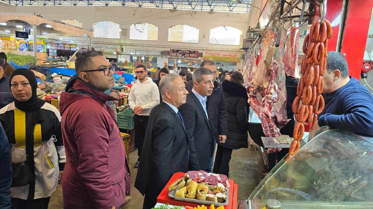 تركيز نقطتي بيع من المنتج الى المستهلك بكل من معتمديتي بنزرت الشمالية وماطر.