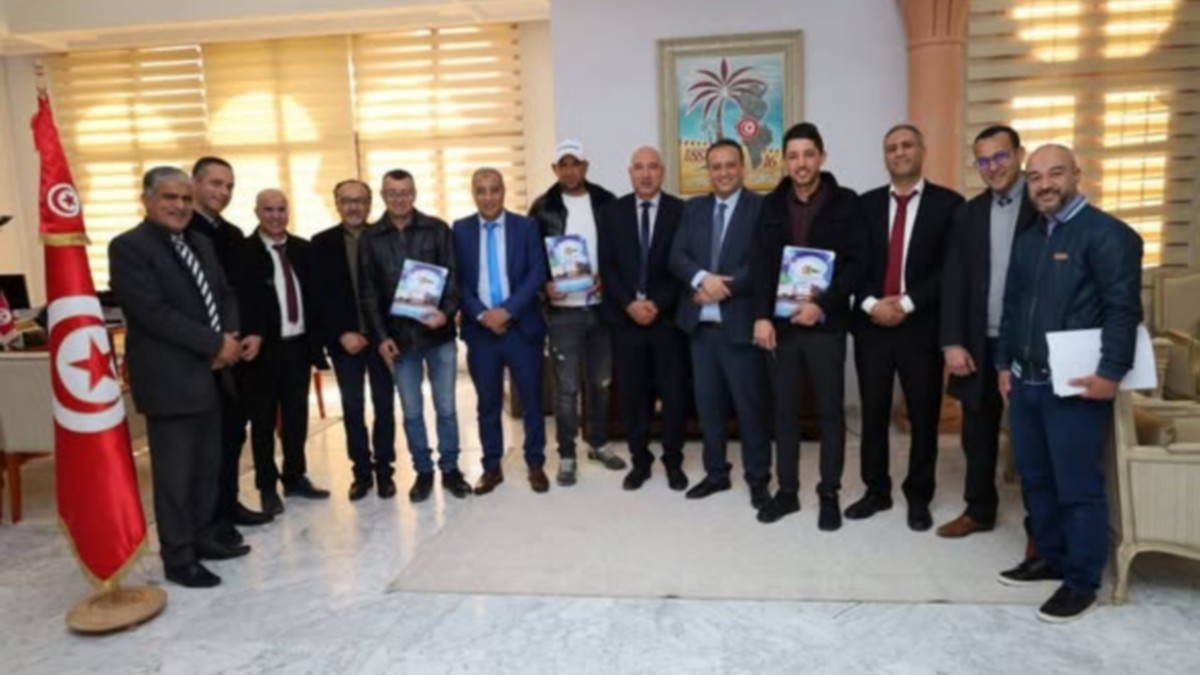 صفاقس : تسليم مساكن اجتماعيّة لبعض جرحى الثورة