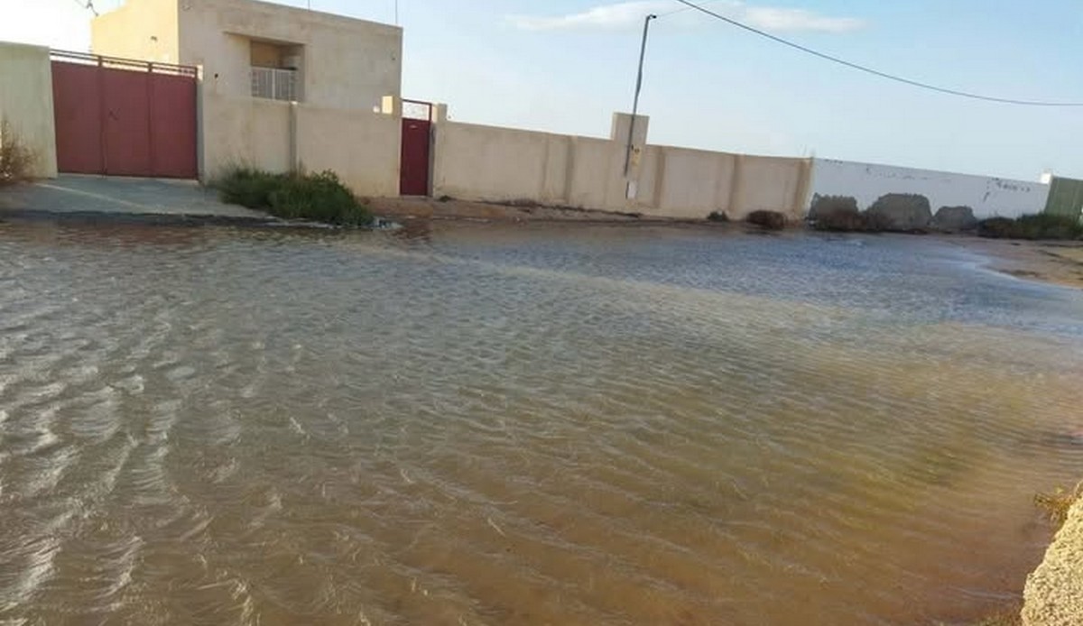 صفاقس قرقنة : مياه  البحر  تغمر بعض  الجزر  وتدخل للمنازل