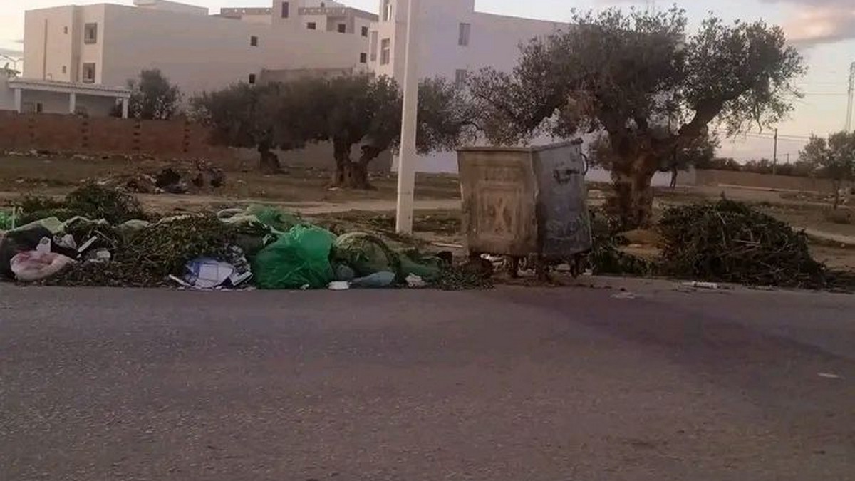 صفاقس الحاجب : نقطة  بيئية تتحول الى  نقطة سوداء