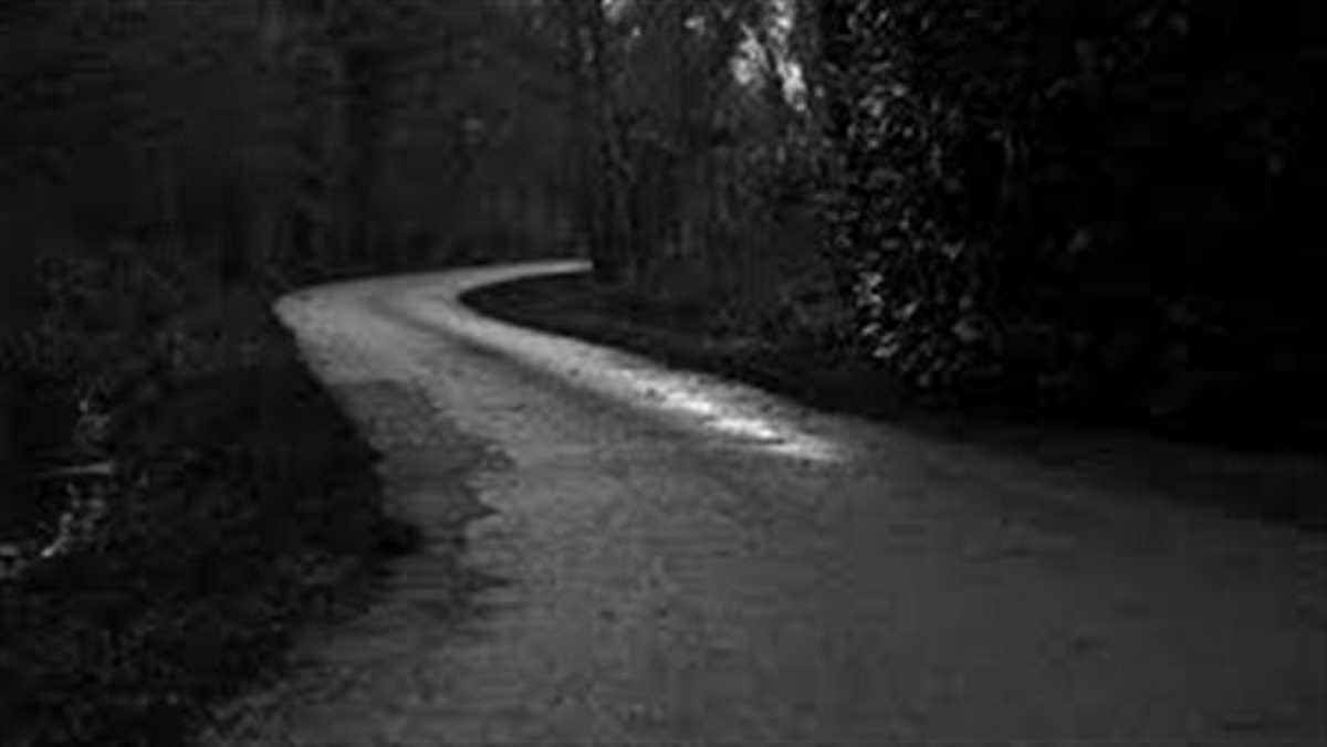 بين صفاقس وقفصة: غياب الإنارة على الوطنية عدد 14 خطر يومي يلاحق السائقين.