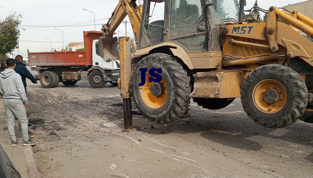 صفاقس : حملة لازالة مخفّضات السرعة ...ما الحكاية؟