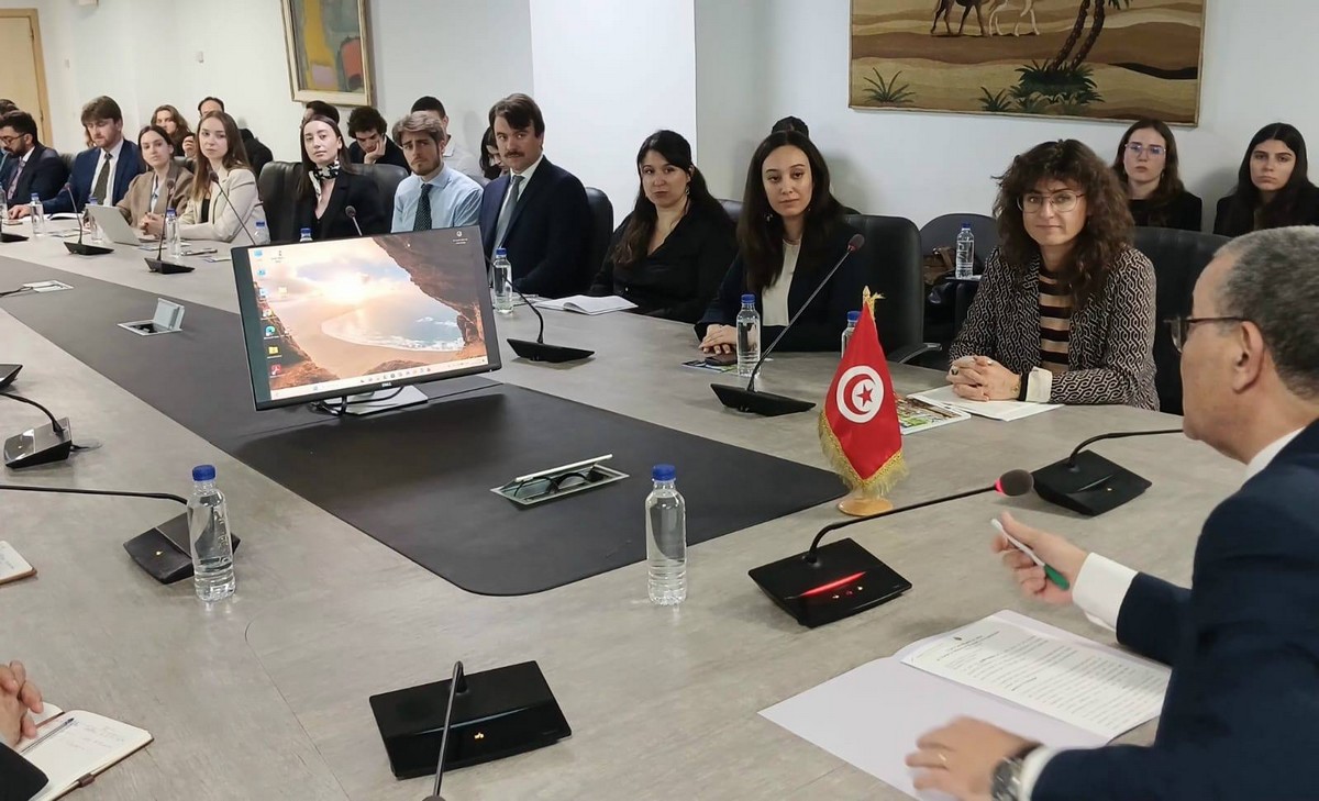 وزير الإقتصاد يلتقي وفدا من معهد اوروبا Collège d'Europe.