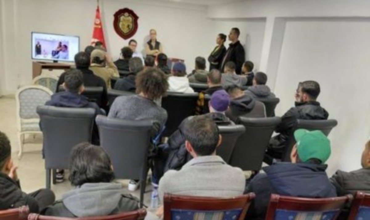 يوم  اعلامي حول الإجراءات الاستثنائية التي أعلنت عنها الحكومة الإسبانية لتسوية إقامة المهاجرين