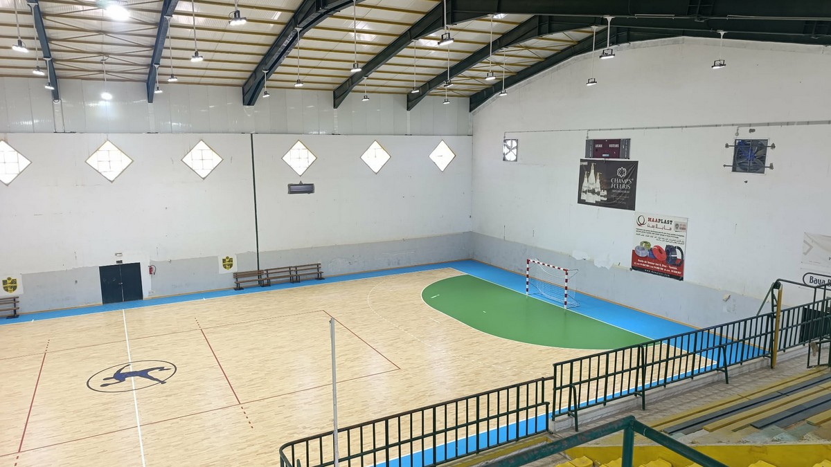 صفاقس : القاعة الرياضية بساقية الزيت في حلة جديدة