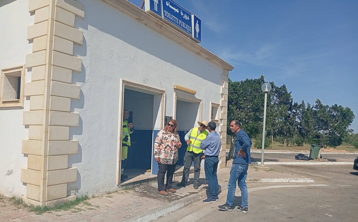 صفاقس معتمد  ساقية  الزيت  تتابع جاهزية بعض  المرافق العموميّة