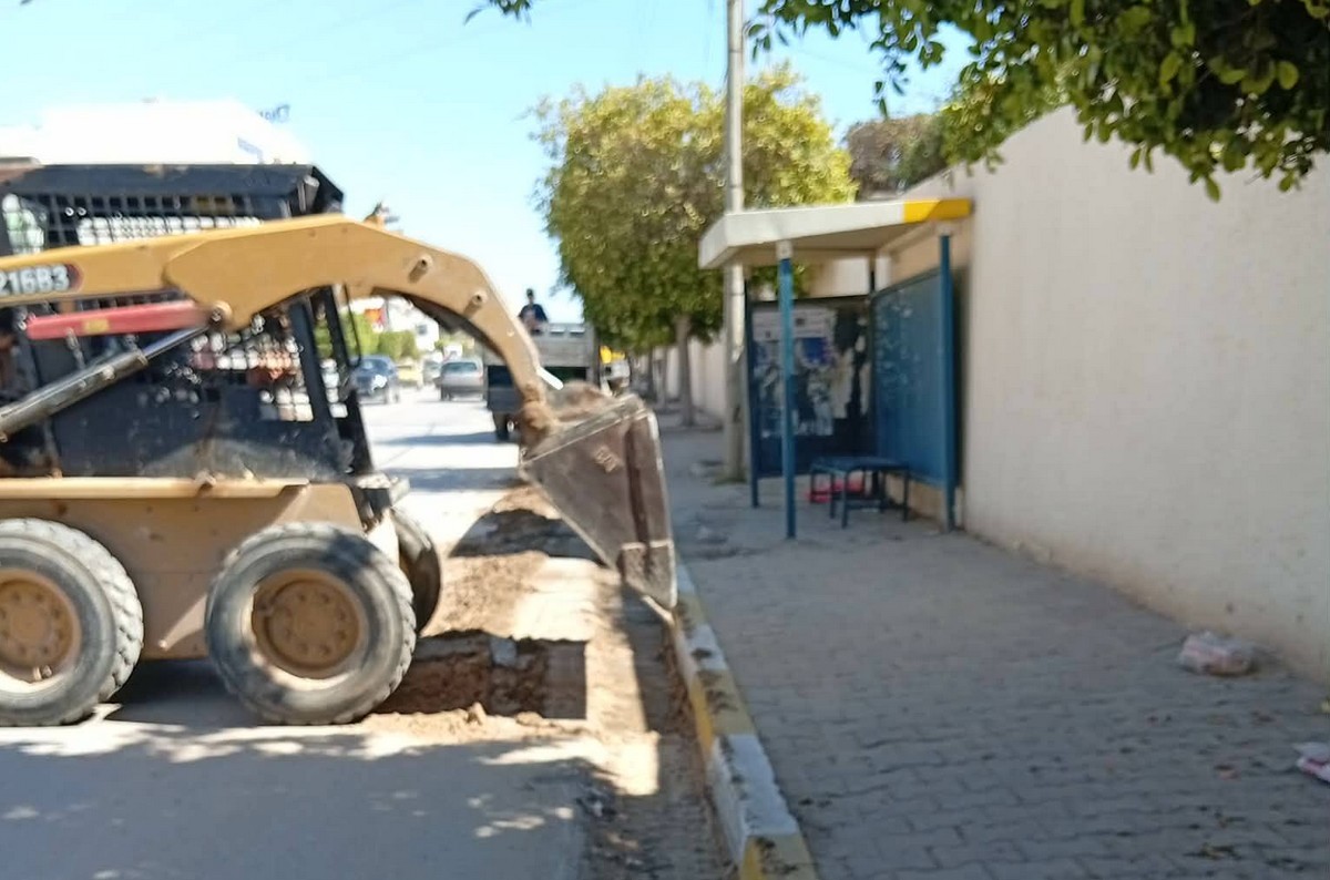 صفاقس: تواصل حملة  النظافة  ببلدية  العين