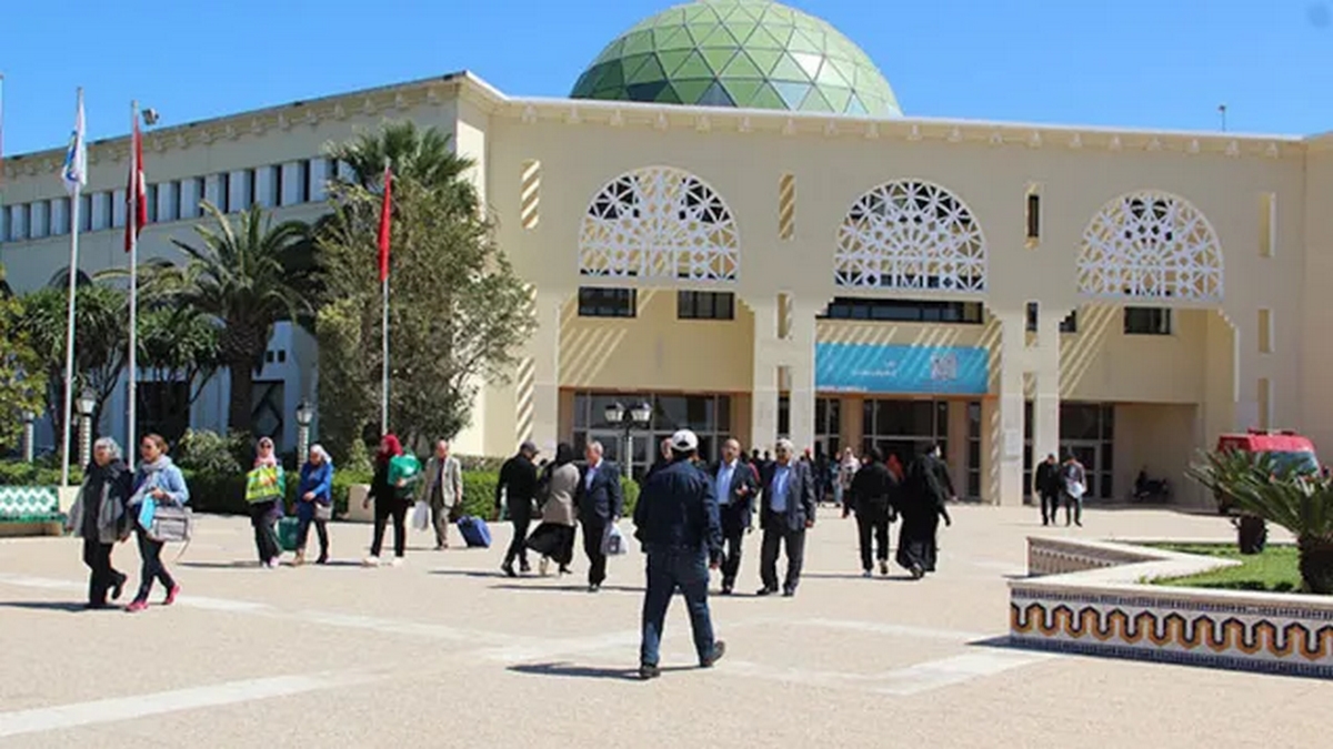 قصر المعارض بالكرم تنظيم الدورة 16 للصالون الدولي للاستثمار الفلاحي والتكنولوجيا