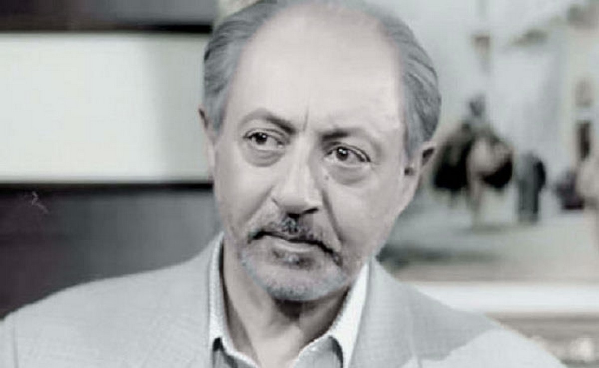 وفاة الفنان المصري عبد العزيز مخيون