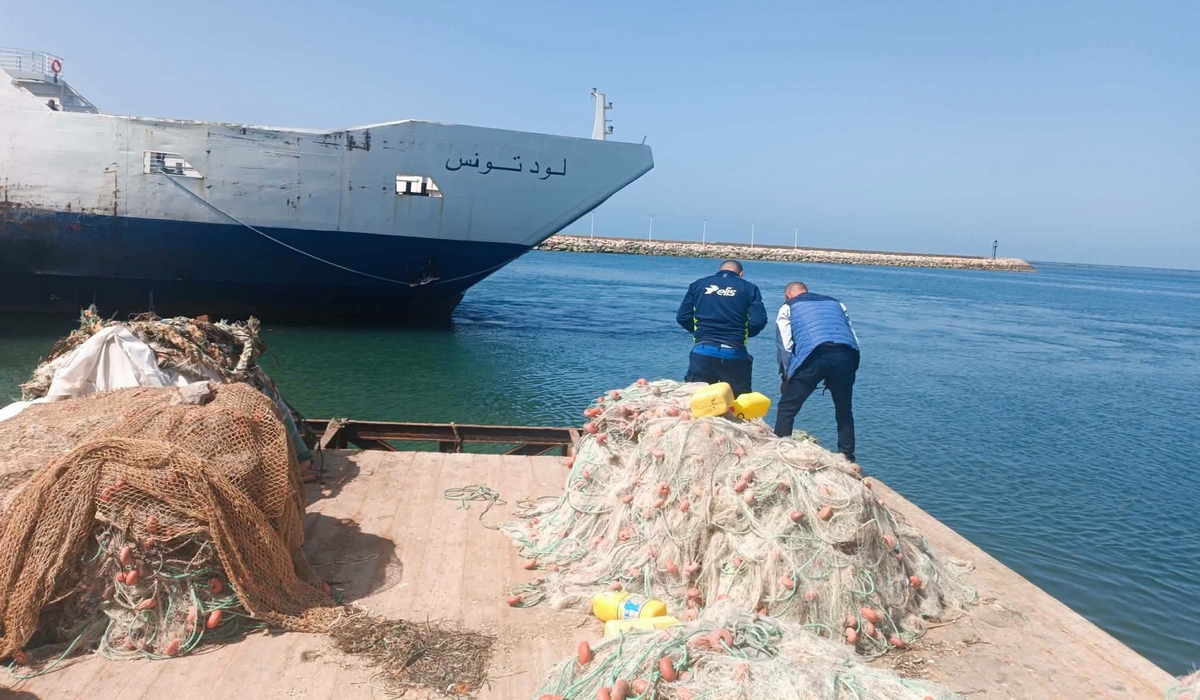 جلسة عمل متابعة مشروع زورق الإسعاف الطبي بجزيرة قرقنة