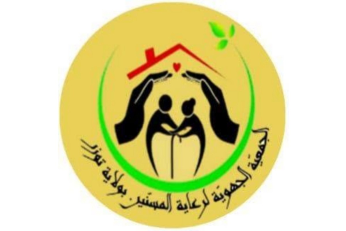 توزر: عناية مستمرة بكبار السن من خلال زيارتهم بمقار سكناهم لتقديم المساعدة خلال موجة الحر