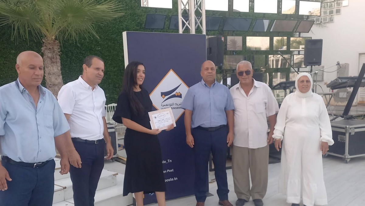 الإدارة الجهوية للبريد بقابس تحتفل بـيوم العلم